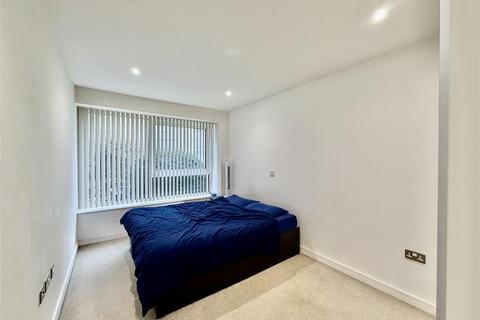 1 bedroom apartment to rent, Balfour Road, Hounslow TW3