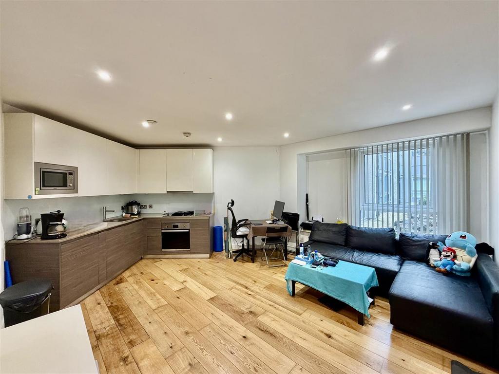 Open Plan Kitchen/ Reception Room