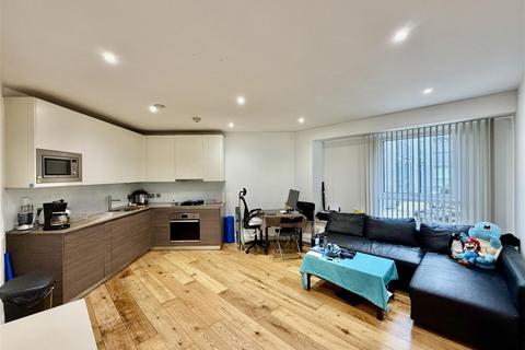 1 bedroom apartment to rent, Balfour Road, Hounslow TW3