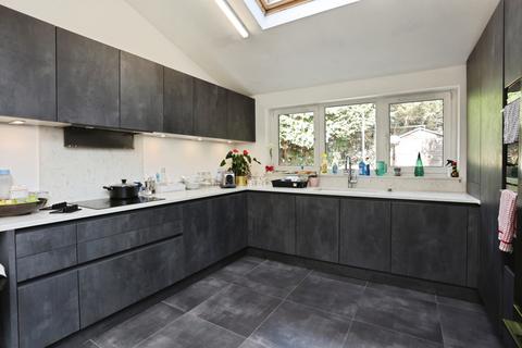 3 bedroom semi-detached house for sale, North Street, Barrow Upon Soar, Loughborough, LE12