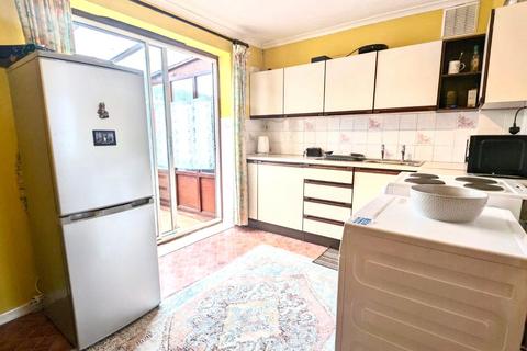 2 bedroom semi-detached house for sale, Canning Way, Loughborough, Leicestershire, LE11
