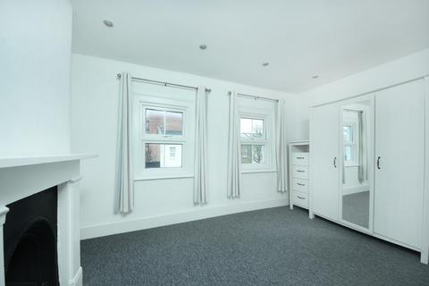 2 bedroom house for sale, Felix Road, W13