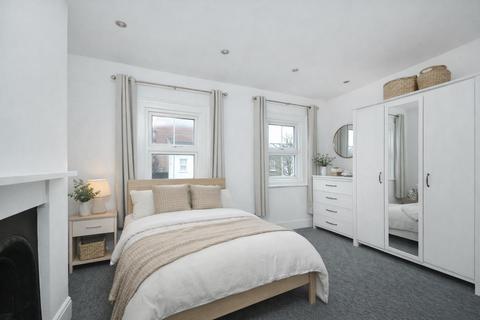 2 bedroom terraced house for sale, Felix Road, W13