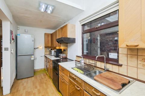 2 bedroom semi-detached house for sale, York Avenue, Sandiacre, Nottingham, Derbyshire, NG10
