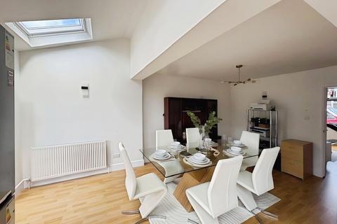 2 bedroom semi-detached house for sale, York Avenue, Sandiacre, Nottingham, Derbyshire, NG10