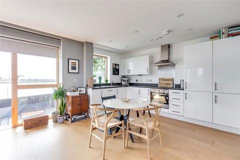 2 bedroom flat for sale, George House, London NW6