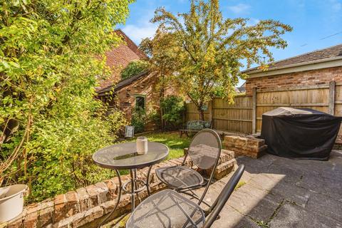 undefined, Tudor Green, Wilmslow, Cheshire, SK9