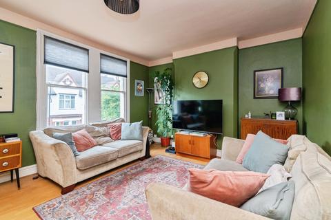 2 bedroom flat for sale, St. Judes Avenue, Nottingham, Nottinghamshire, NG3