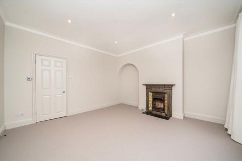 1 bedroom flat to rent, Brackley Road, London W4