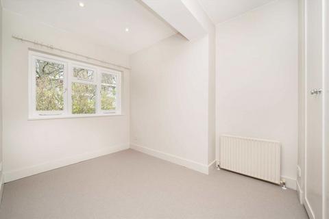 1 bedroom flat to rent, Brackley Road, London W4