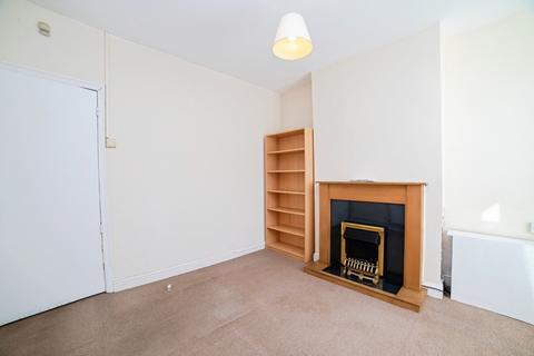 2 bedroom end of terrace house for sale, Victoria Street, Mansfield, Nottinghamshire, NG18