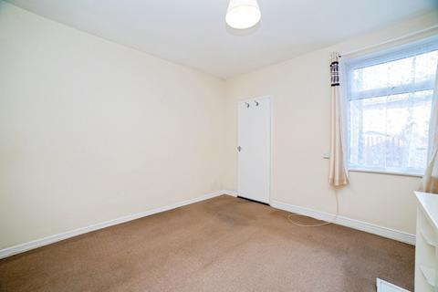 2 bedroom end of terrace house for sale, Victoria Street, Mansfield, Nottinghamshire, NG18
