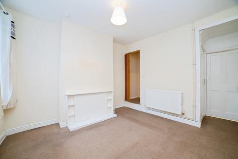2 bedroom end of terrace house for sale, Victoria Street, Mansfield, Nottinghamshire, NG18