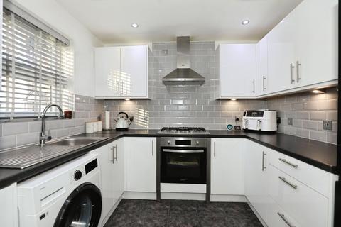 4 bedroom end of terrace house for sale, Wharton Road, Winsford, Cheshire, CW7