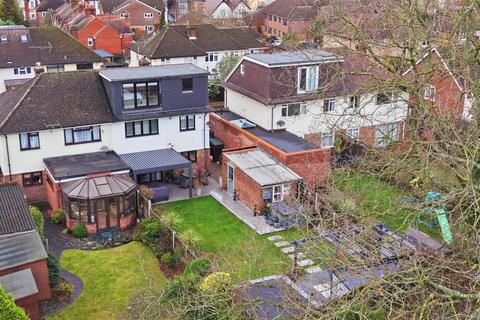 4 bedroom semi-detached house for sale, Abbots Close, Shenfield CM15