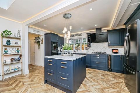 undefined, Chatsworth Drive, Mansfield, Nottinghamshire, NG18