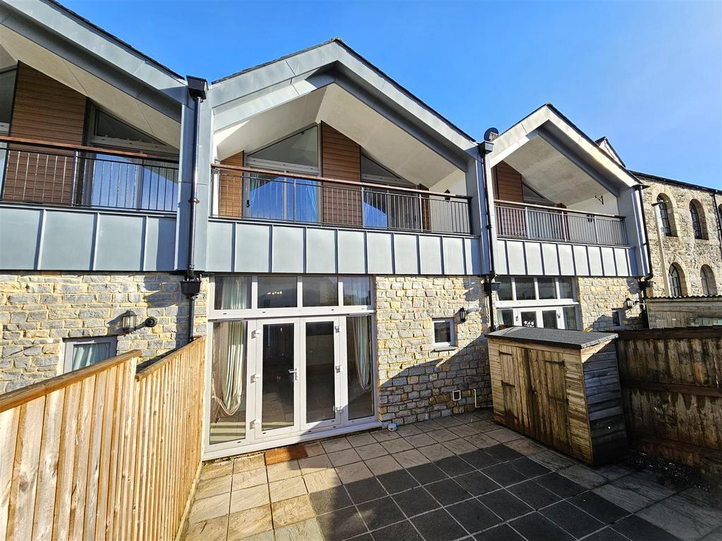 Rear Elevation.jpg