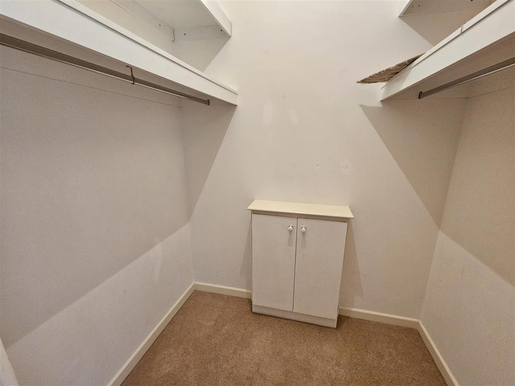 Dressing Room.jpg