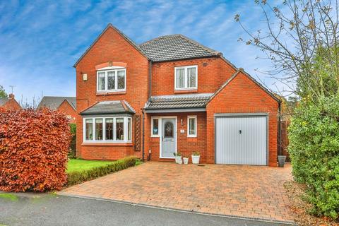 4 bedroom detached house for sale, Chestnut Close, Harlow Wood, Mansfield, Nottinghamshire, NG18