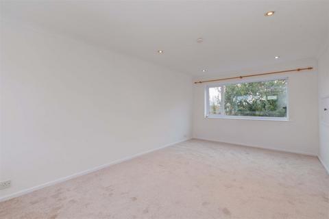 2 bedroom apartment for sale, Bath Court, Powney Road, Maidenhead
