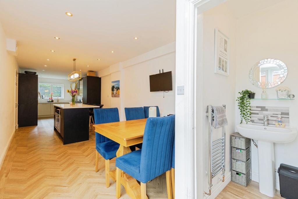 Dining Kitchen