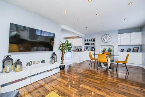 3 bedroom terraced house for sale, First Avenue, Rainworth, Mansfield, Nottinghamshire, NG21