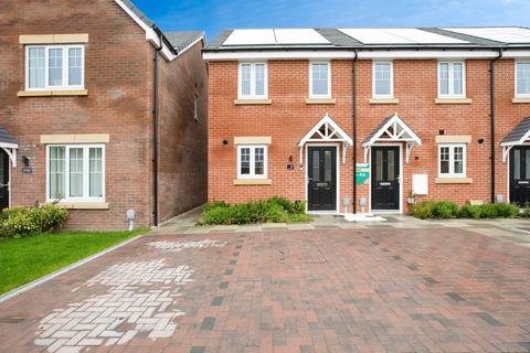 2 bedroom end of terrace house for sale, White Admiral Place, Bamber Bridge, Preston, Lancashire, PR5