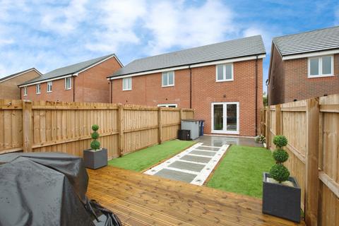 2 bedroom end of terrace house for sale, White Admiral Place, Bamber Bridge, Preston, Lancashire, PR5