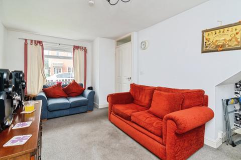 undefined, Gabrielle Close, Nottingham, Nottinghamshire, NG6