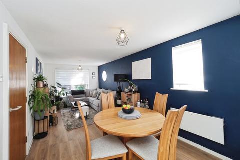 2 bedroom flat for sale, Tonnelier Road, NOTTINGHAM, Nottinghamshire, NG7