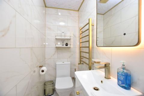 3 bedroom end of terrace house for sale, Andrews Walk, Longshaw, Blackburn, Lancsahire, BB2