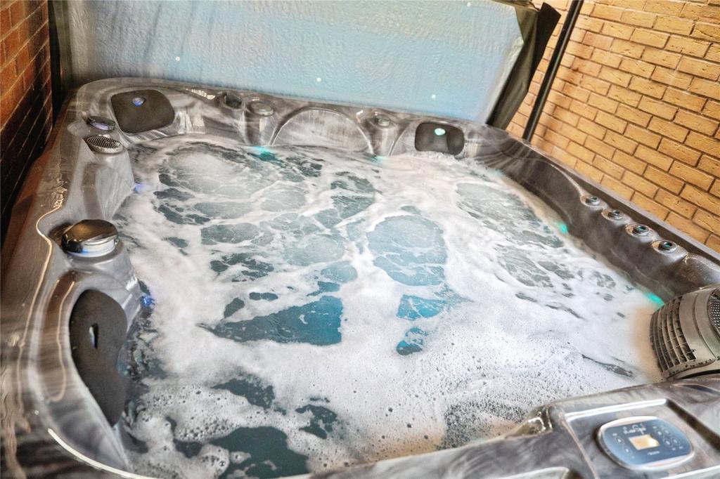 Hottub