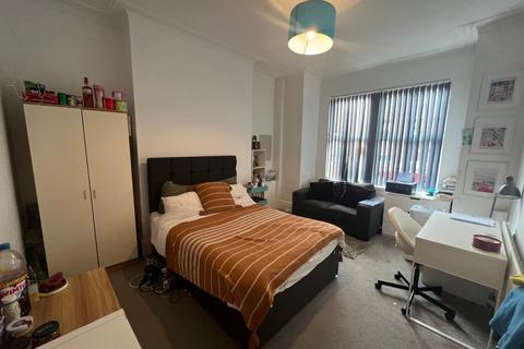 undefined, Berkley Avenue, Manchester, M19