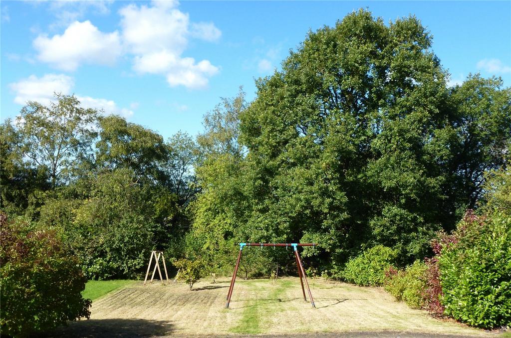 Garden To Front