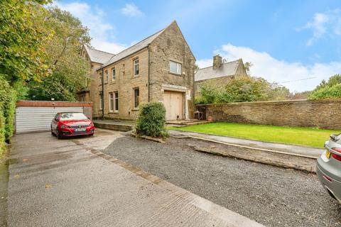 7 bedroom end of terrace house for sale, Manchester Road, Burnley, Lancashire, BB11