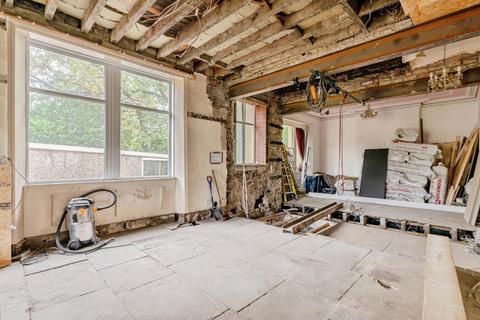 7 bedroom end of terrace house for sale, Manchester Road, Burnley, Lancashire, BB11