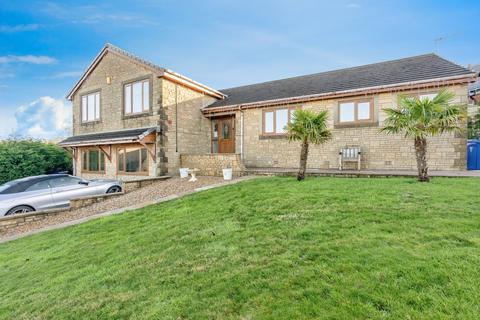 5 bedroom detached house for sale, Stirling Court, Briercliffe, Burnley, Lancashire, BB10