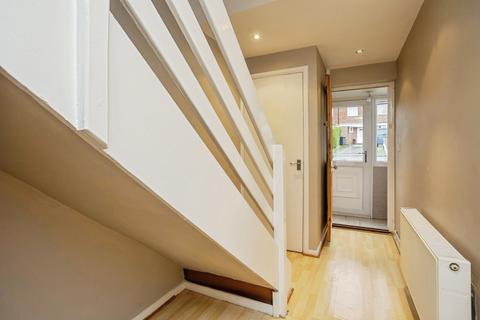 undefined, Wilfrid Grove, West Bridgford, Nottingham, Nottinghamshire, NG2