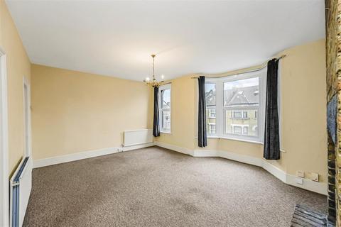 1 bedroom flat to rent, Forest Road, Walthamstow, E17