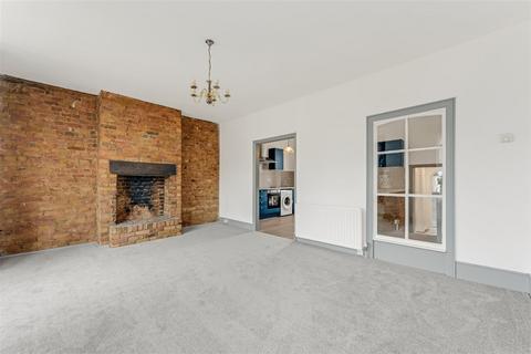 1 bedroom flat to rent, Forest Road, Walthamstow, E17