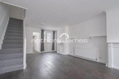 3 bedroom terraced house to rent, London SE18