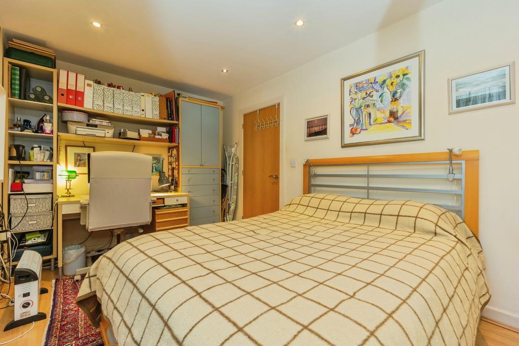 Pbox-IMG.jpg