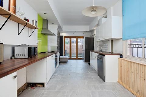 4 bedroom semi-detached house for sale, Leighton Road, Old Trafford, Greater Manchester, M16
