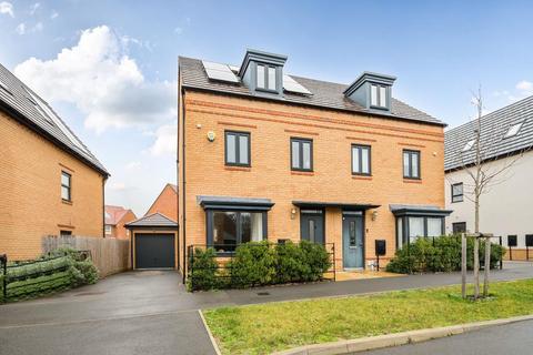 undefined, Baileys Crescent,  Abingdon,  Oxfordshire,  OX14