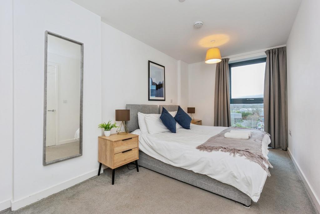 Pbox-IMG.jpg