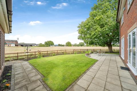 undefined, Petersfield Gardens, Culcheth, Warrington, Cheshire, WA3