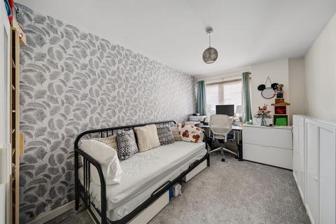 2 bedroom flat for sale, Burnt Ash Lane, Bromley