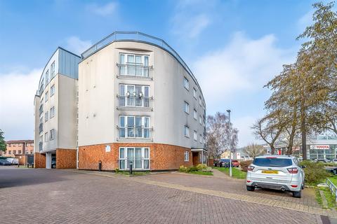 2 bedroom flat for sale, Burnt Ash Lane, Bromley