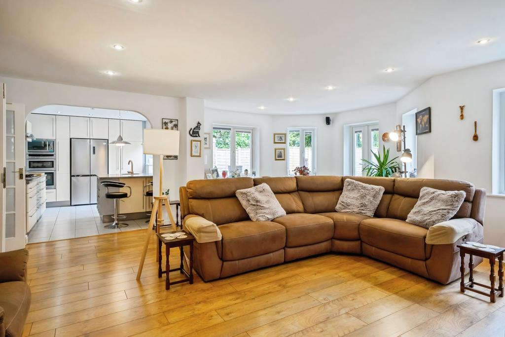 Living/Dining Room