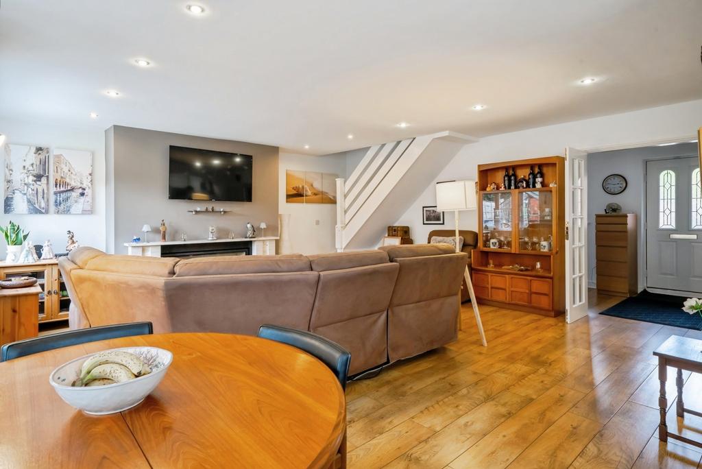 Living/Dining Room